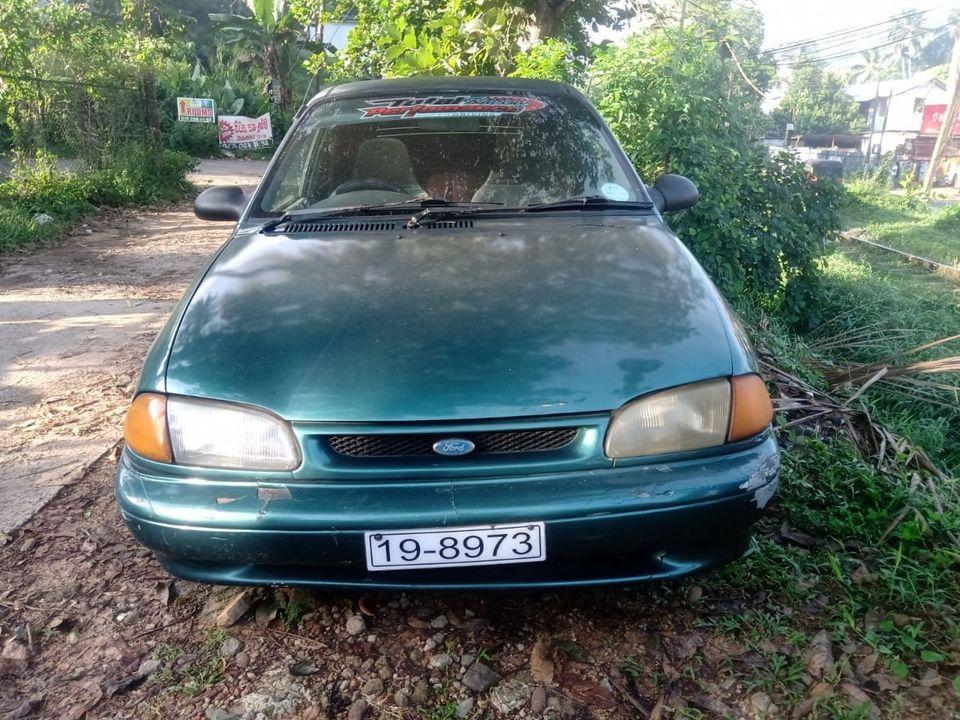 Ford Festiva 1996